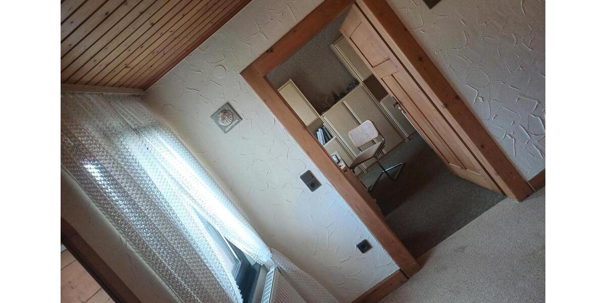 Etagenwohnung Winnweiler - 5 Zimmer, 120 m&sup2;, 865&euro; | Angebot:26597979