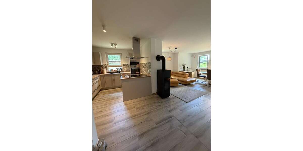 Etagenwohnung klausdorf Klausdorf - 4 Zimmer, 110 m&sup2;, 1.695&euro; | Angebot:26836926