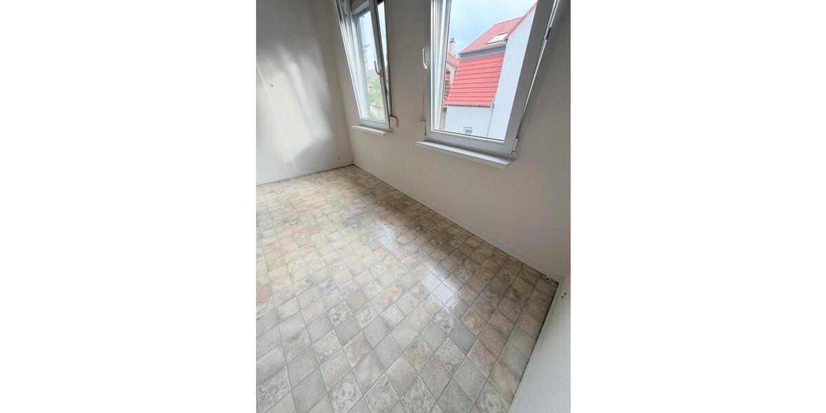 Wohnen auf Zeit Reutlingen Orschel-Hagen - 1 Zimmer, 27 m&sup2;, 540&euro; | Angebot:26445115