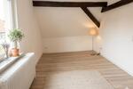 Dachgeschoßwohnung Friedberg (Hessen) - 3 Zimmer, 67 m&sup2;, 790&euro; | Angebot:26534374