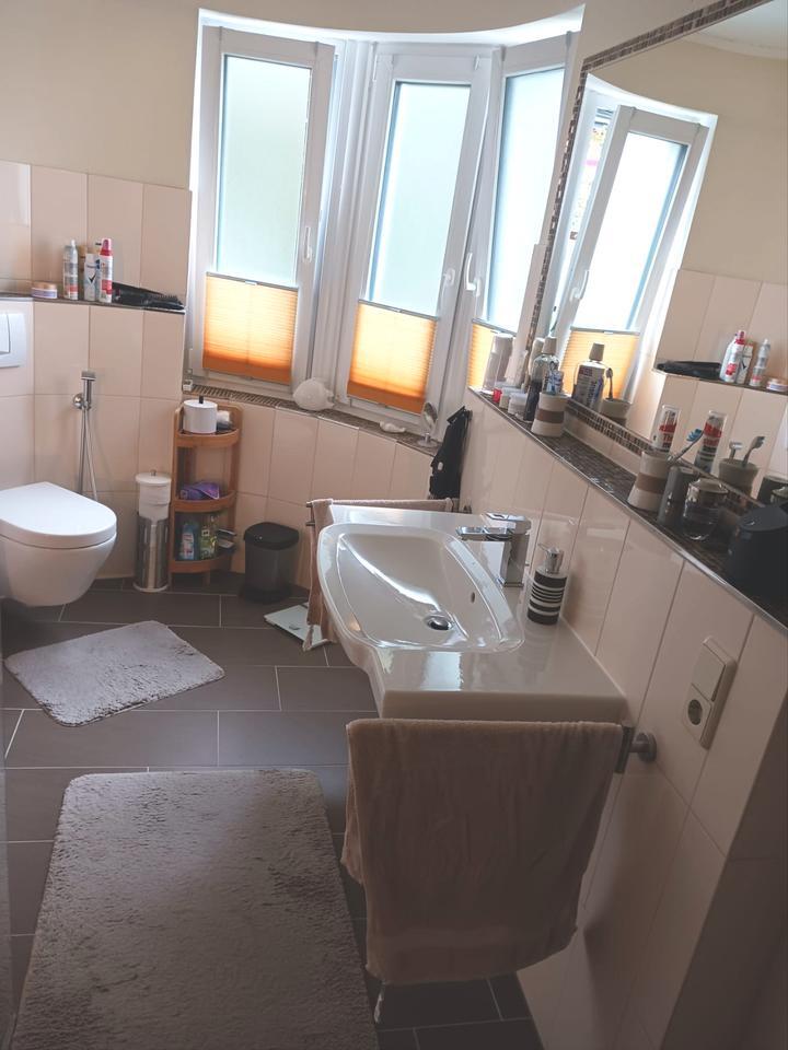 Gepflegtes Reihenendhaus in zentraler Lage! zimmer