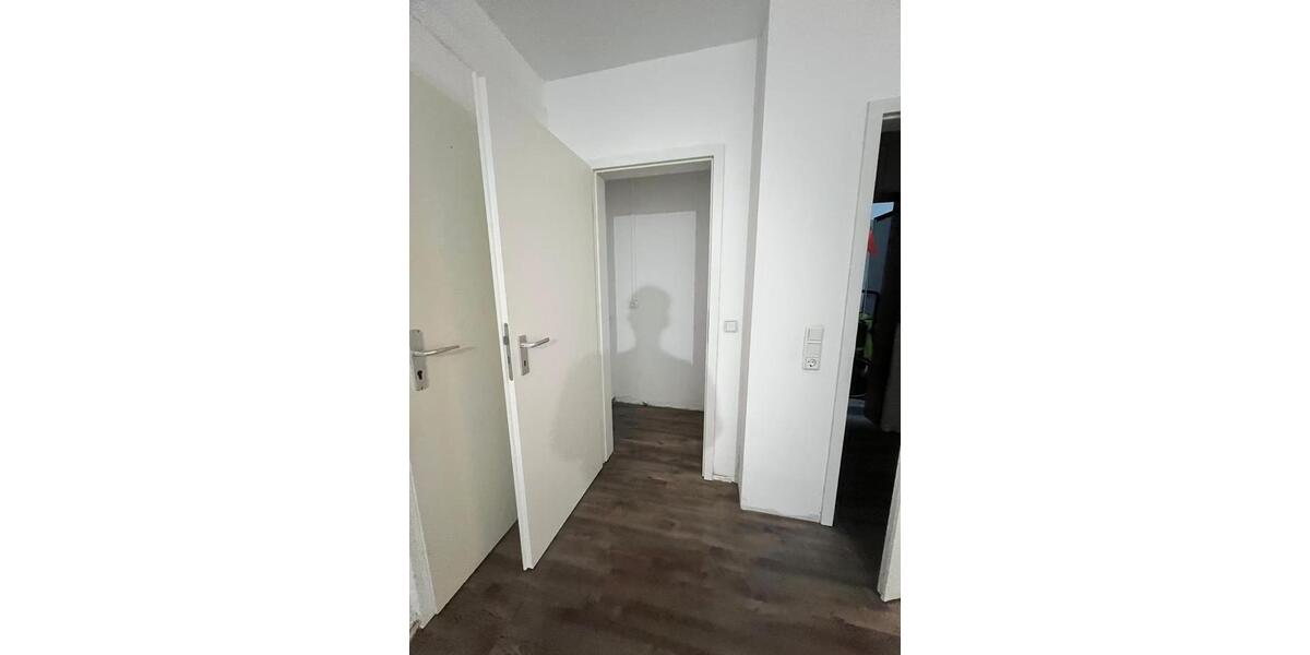 Etagenwohnung Nordenham - 3 Zimmer, 66 m&sup2;, 540&euro; | Angebot:24873017