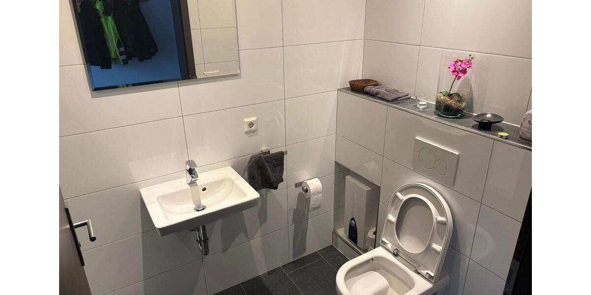 Traumhafte schöne Penthouse- Wohnung im Ortsteil Rehlingen 6 zimmer