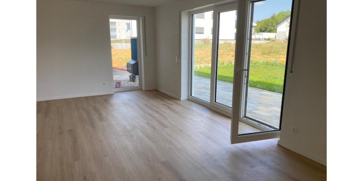 Erstbezug - moderne DH Hälfte mit PV Anlage, Wallbox, Wärmepumpe 4 zimmer