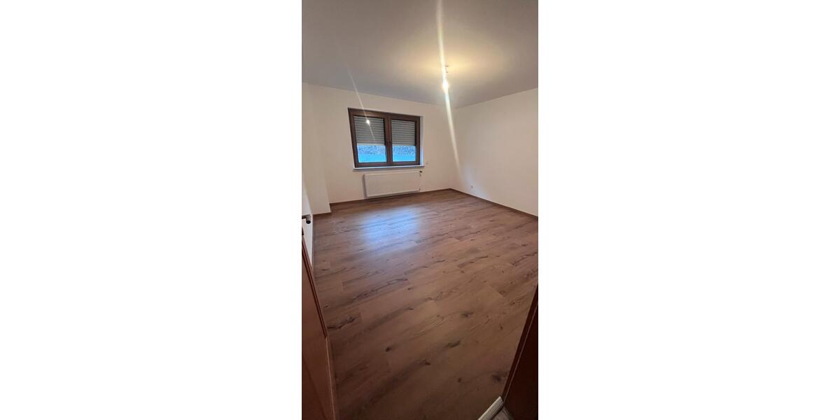 Erdgeschoßwohnung Morbach - 4 Zimmer, 117 m&sup2;, 925&euro; | Angebot:24817487