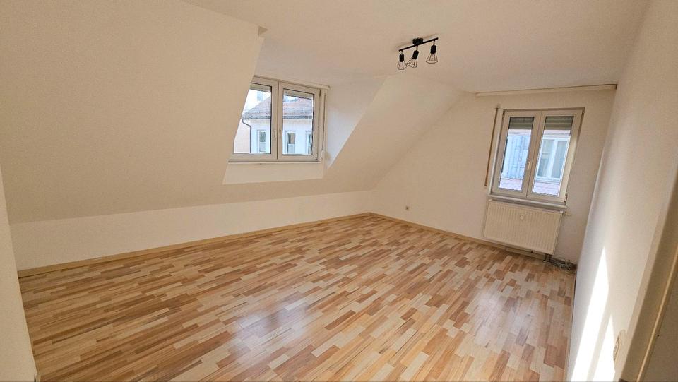 Etagenwohnung Schwäbisch Gmünd - 3 Zimmer, 90 m&sup2;, 1.180&euro; | Angebot:25983394