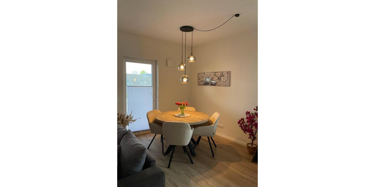 Einfamilienhaus Scharbeutz - 2 Zimmer, 72 m&sup2;, 1.400&euro; | Angebot:26613987