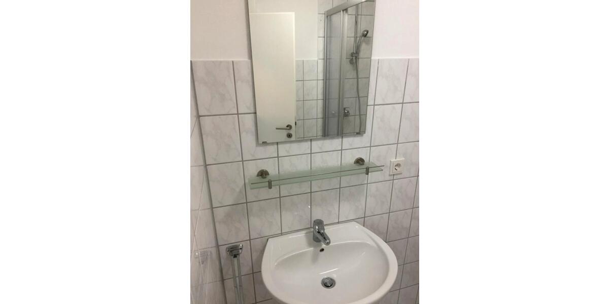 Erdgeschoßwohnung Siegen Weidenau - 1 Zimmer, 23 m&sup2;, 350&euro; | Angebot:26700877