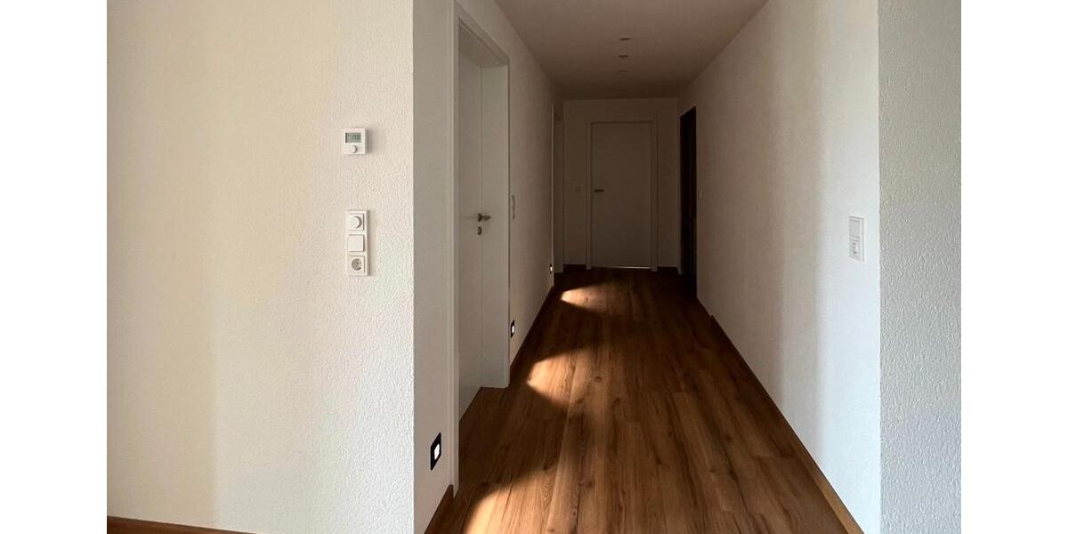 Erdgeschoßwohnung Antrifttal - 3 Zimmer, 112 m&sup2;, 1.000&euro; | Angebot:25988213