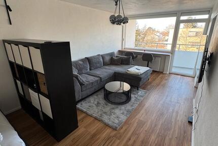 Luxuriöse Sanierte Mobilierte ca 40qm Wohnung 5 min bis Zentrum