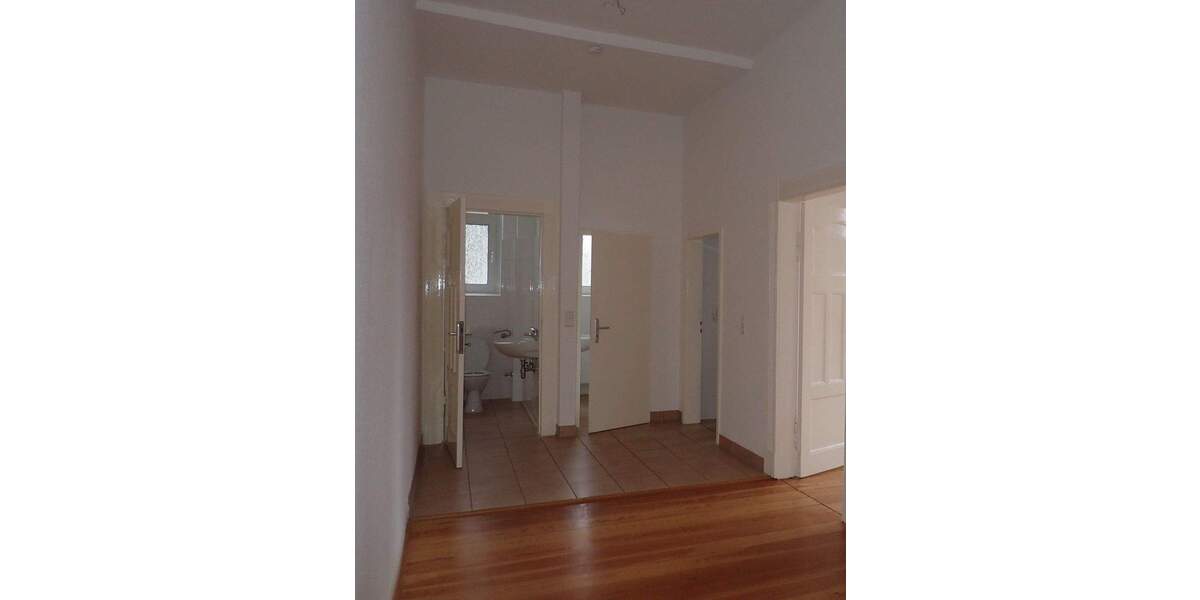 Etagenwohnung Göttingen Oststadt - 5 Zimmer, 145 m&sup2;, 1.450&euro; | Angebot:25673205