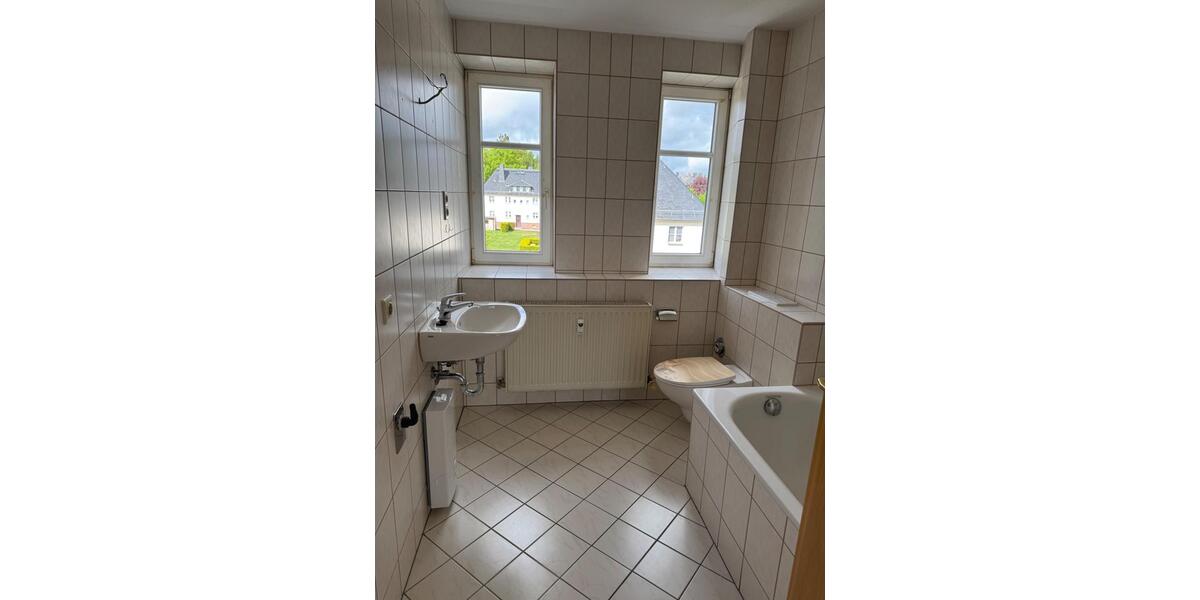 Etagenwohnung Hartmannsdorf - 1 Zimmer, 43 m&sup2;, 270&euro; | Angebot:26504583