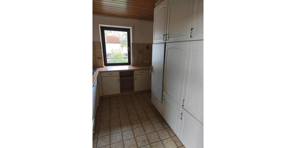 Etagenwohnung Freudenberg - 5 Zimmer, 120 m&sup2;, 820&euro; | Angebot:25922025