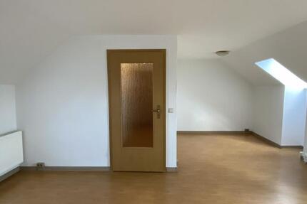 Gemütliche 1-Zimmerwohnung im Dachgeschoss 1 zimmer