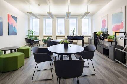 Flexible Arbeitsplätze und Büros mit Skylineview - All-in-Miete