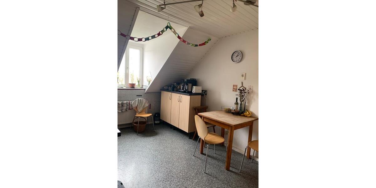 Wohnen auf Zeit Karlsruhe - 3 Zimmer, 88 m&sup2;, 380&euro; | Angebot:26123158
