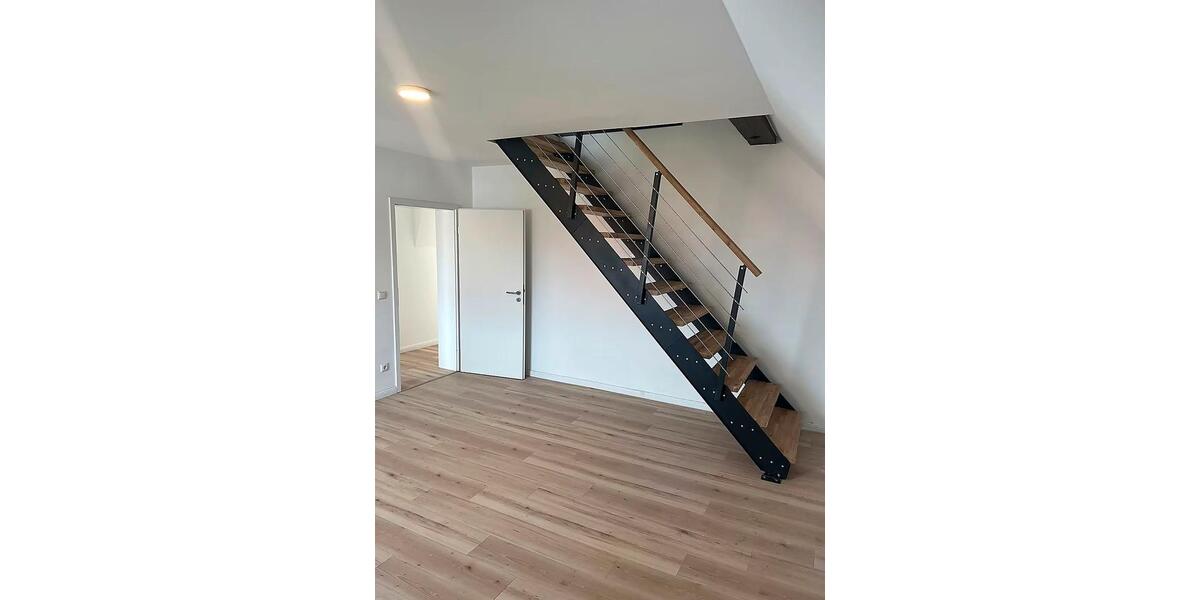 Maisonettenwohnung Gehrden - 4 Zimmer, 175 m&sup2;, 1.400&euro; | Angebot:26699492