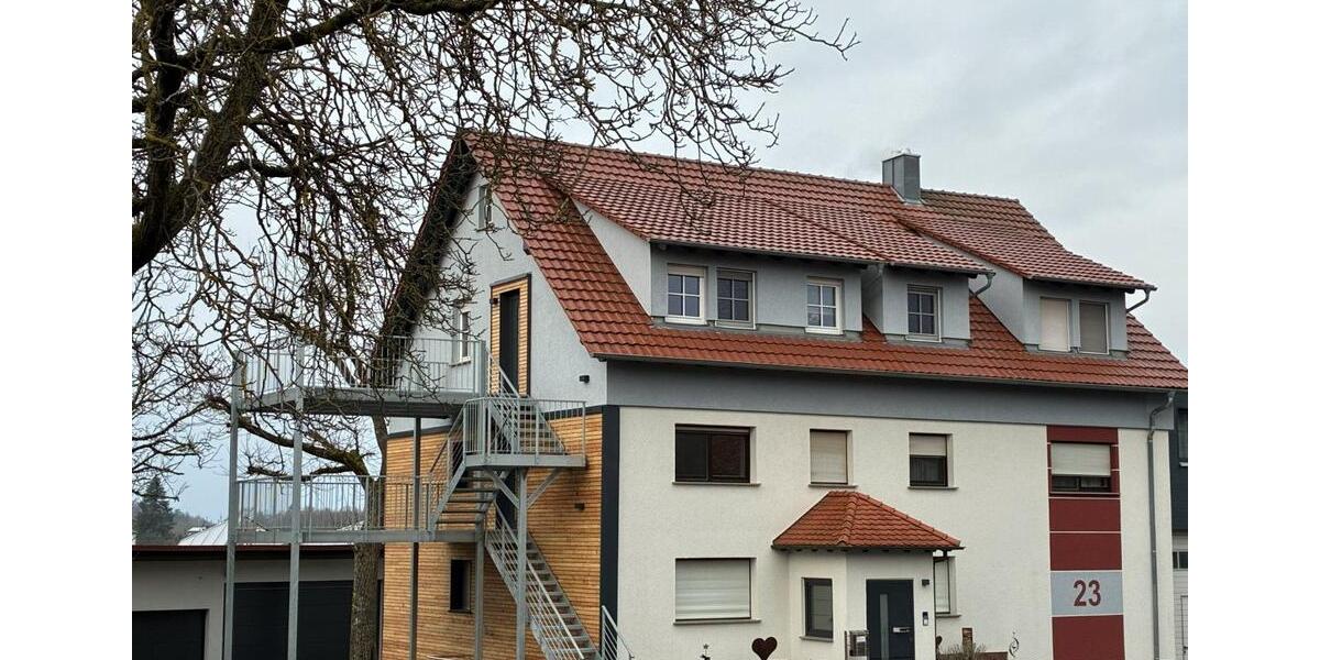 Etagenwohnung Mudau - 6 Zimmer, 135 m&sup2;, 1.080&euro; | Angebot:25945568