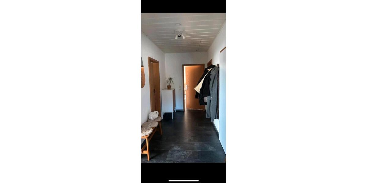 Dachgeschoßwohnung Wächtersbach - 3 Zimmer, 73 m&sup2;, 905&euro; | Angebot:26071977