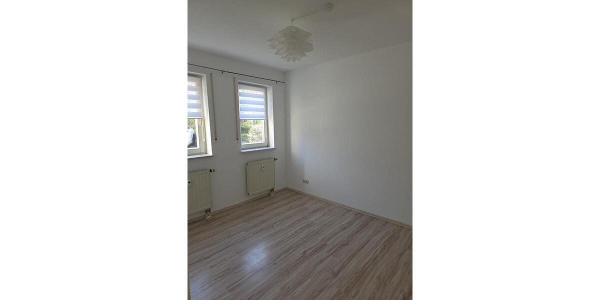 Erdgeschoßwohnung Dörfles-Esbach Esbach - 2 Zimmer, 49 m&sup2;, 550&euro; | Angebot:26115396