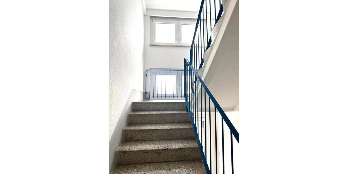 Etagenwohnung Sangerhausen - 1 Zimmer, 32 m&sup2;, 220&euro; | Angebot:26132548