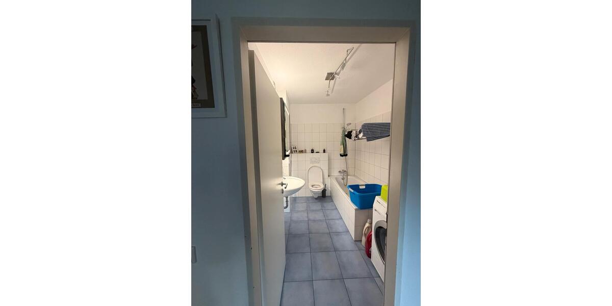 Etagenwohnung Bergisch Gladbach Frankenforst - 3 Zimmer, 90 m&sup2;, 1.450&euro; | Angebot:26531497