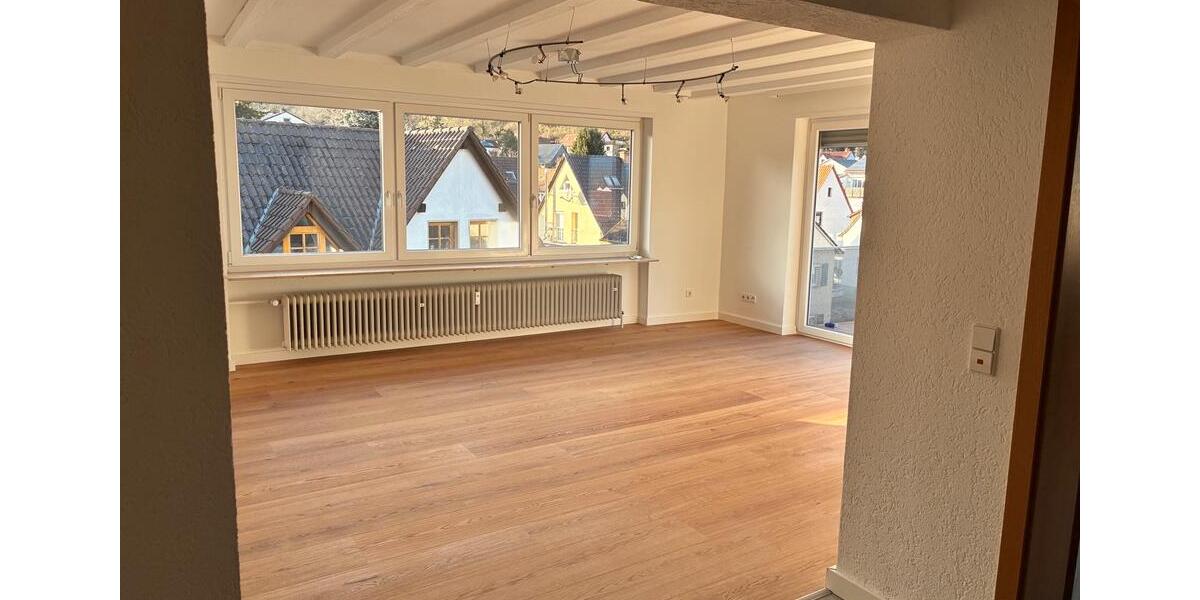 Etagenwohnung Wachenheim an der Weinstraße - 3 Zimmer, 106 m&sup2;, 1.540&euro; | Angebot:24730323