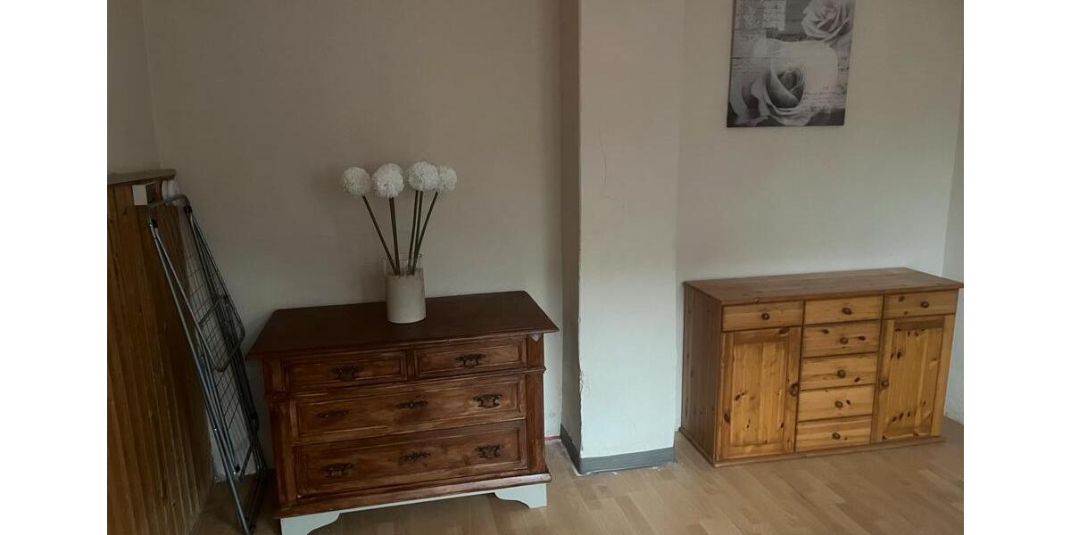 Einfamilienhaus Jemgum - 4 Zimmer, 120 m&sup2;, 1.100&euro; | Angebot:24573636