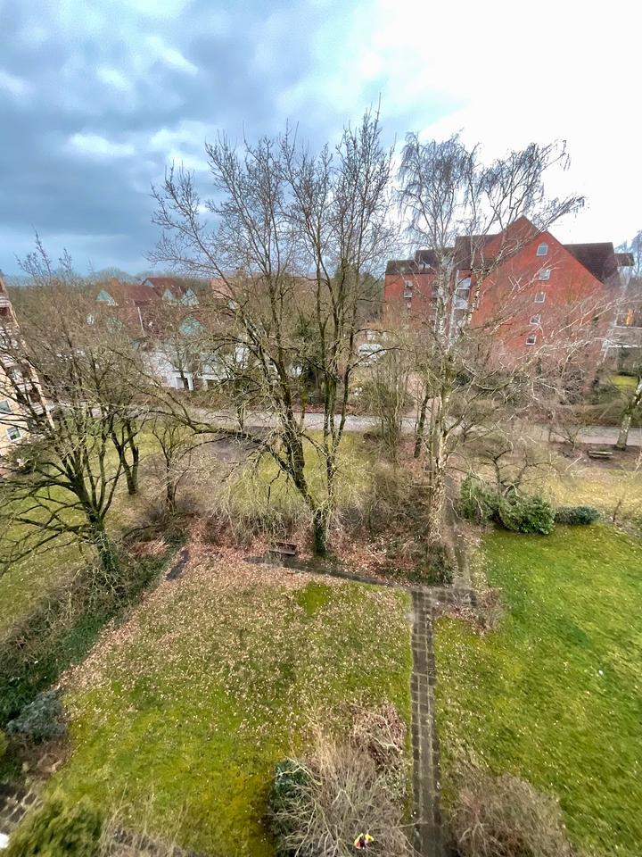 *sonnige 2-Zimmerwohnung frei*