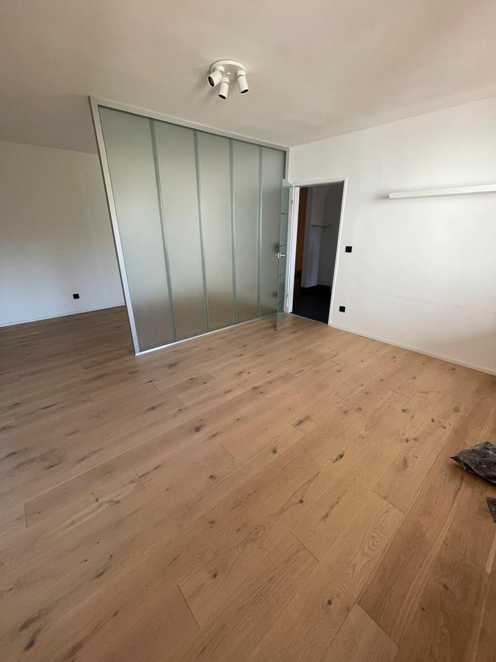 Helle 2 Zimmer Wohnung im Erdgeschoss mit Garten