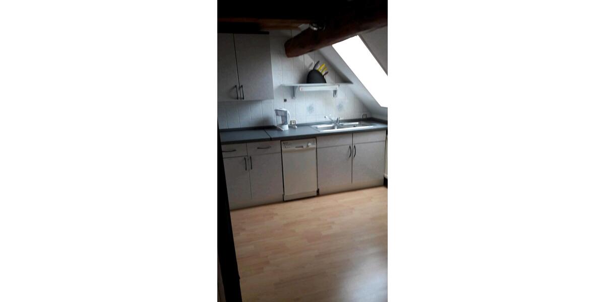 Dachgeschoßwohnung Oschersleben (Bode) - 2 Zimmer, 72 m&sup2;, 360&euro; | Angebot:25956818