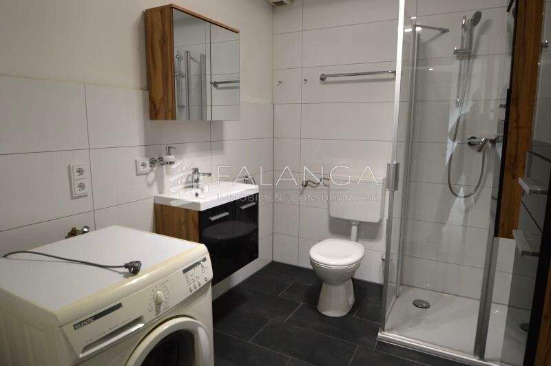 Gewerbeobjekt Budenheim - 6 Zimmer, 1.700&euro; | Angebot:25697563