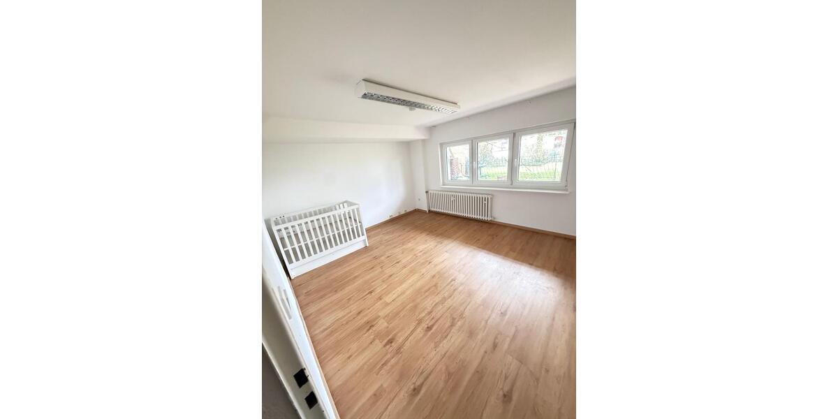 Etagenwohnung Korbach - 3 Zimmer, 72 m&sup2;, 600&euro; | Angebot:26022148