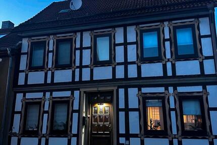 Haus Ellrich - 9 Zimmer, 171 m&sup2;, 1.000&euro; | Angebot:25217881