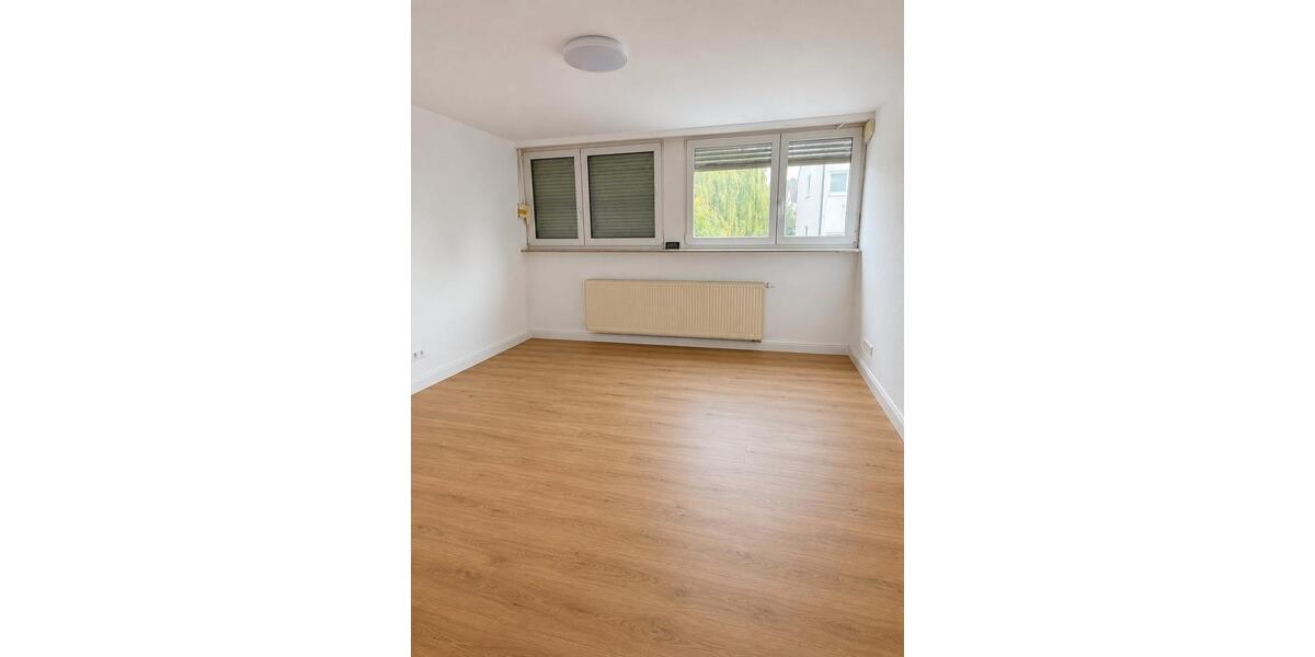 Dachgeschoßwohnung Leinfelden-Echterdingen Echterdingen - 4 Zimmer, 70 m&sup2;, 1.200&euro; | Angebot:27594220