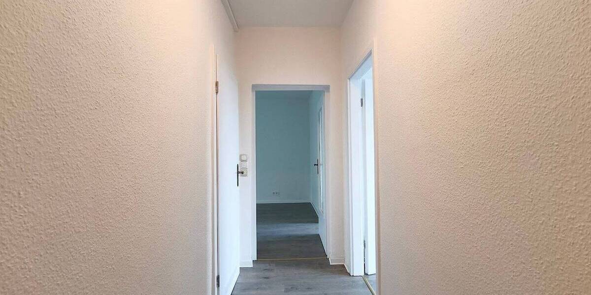 Etagenwohnung Zeitz Hainichen - 3 Zimmer, 62 m&sup2;, 318&euro; | Angebot:26017589
