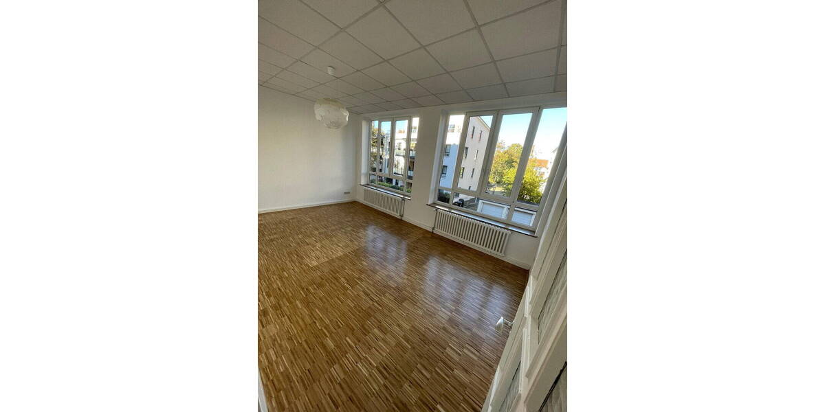 Etagenwohnung Hannover List - 3 Zimmer, 97 m&sup2;, 1.310&euro; | Angebot:26168059