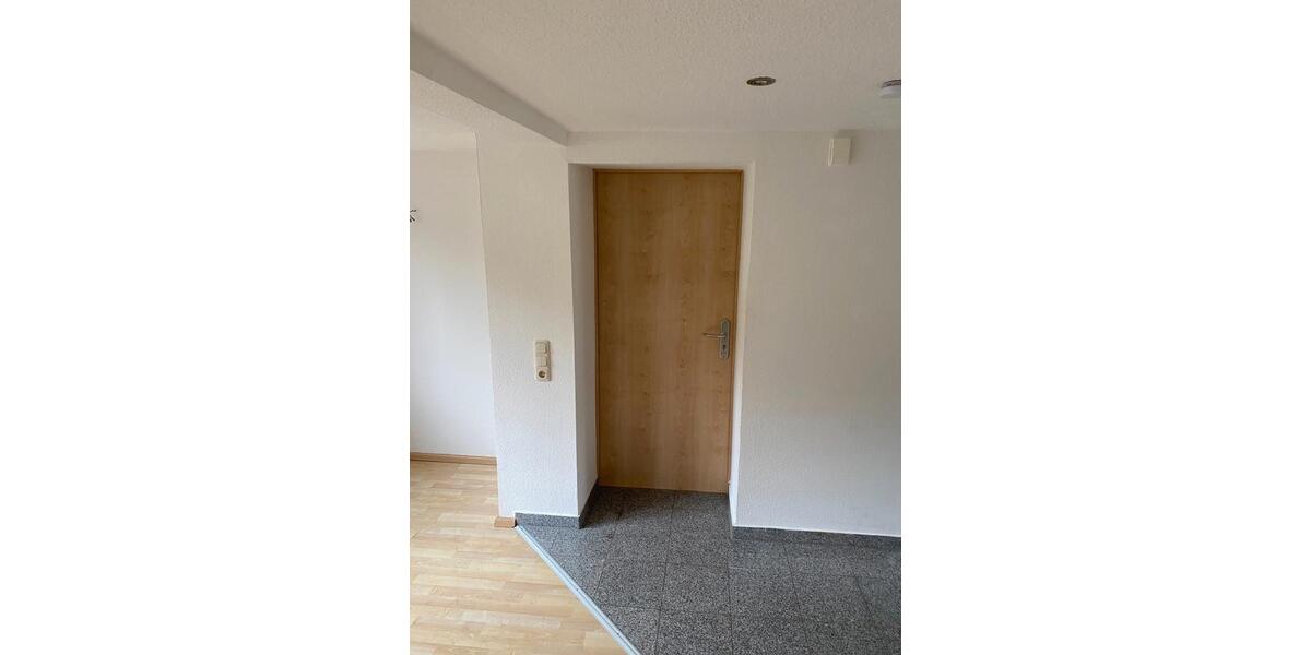 Erdgeschoßwohnung Zella-Mehlis Mehlis - 2 Zimmer, 45 m&sup2;, 300&euro; | Angebot:25977654