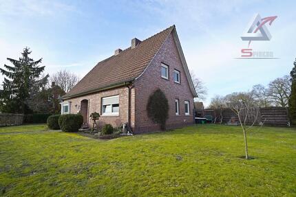 Haus Uplengen - 5 Zimmer, 131 m&sup2;, 850&euro; | Angebot:25546765