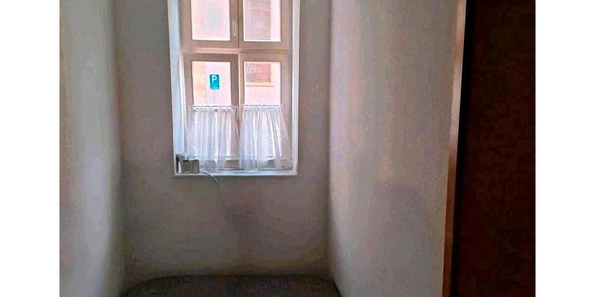 Erdgeschoßwohnung Hildburghausen - 3 Zimmer, 94 m&sup2;, 820&euro; | Angebot:25990379