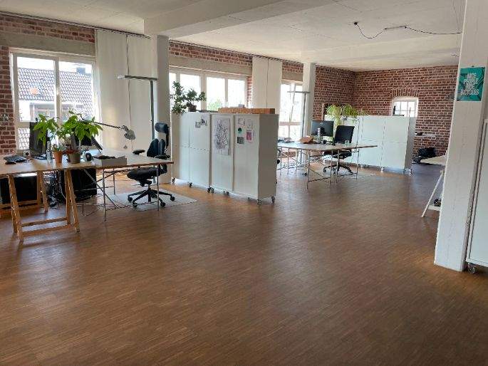 Bürofläche in wunderschönem Loftbüro in Ehrenfeld - All-in-Miete zimmer