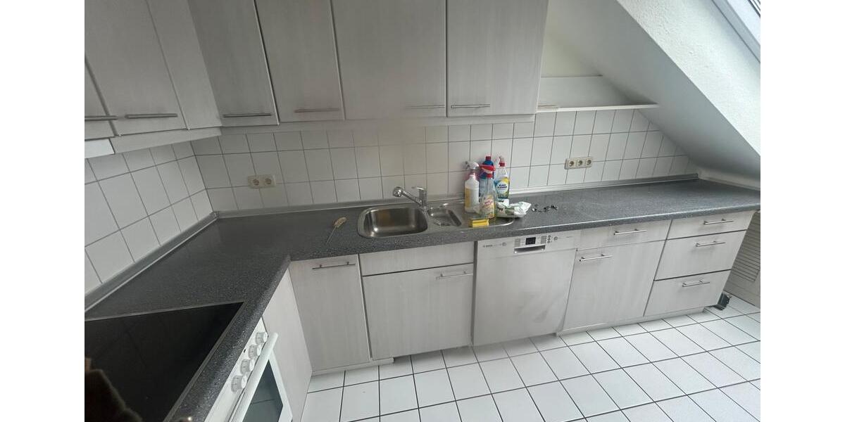 Dachgeschoßwohnung Geilenkirchen - 3 Zimmer, 54 m&sup2;, 830&euro; | Angebot:26017927