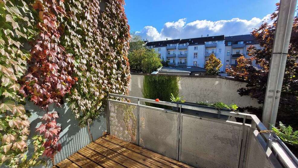 Wohnung zum Mieten in Chemnitz 496 € 87.03 m² 4 zimmer
