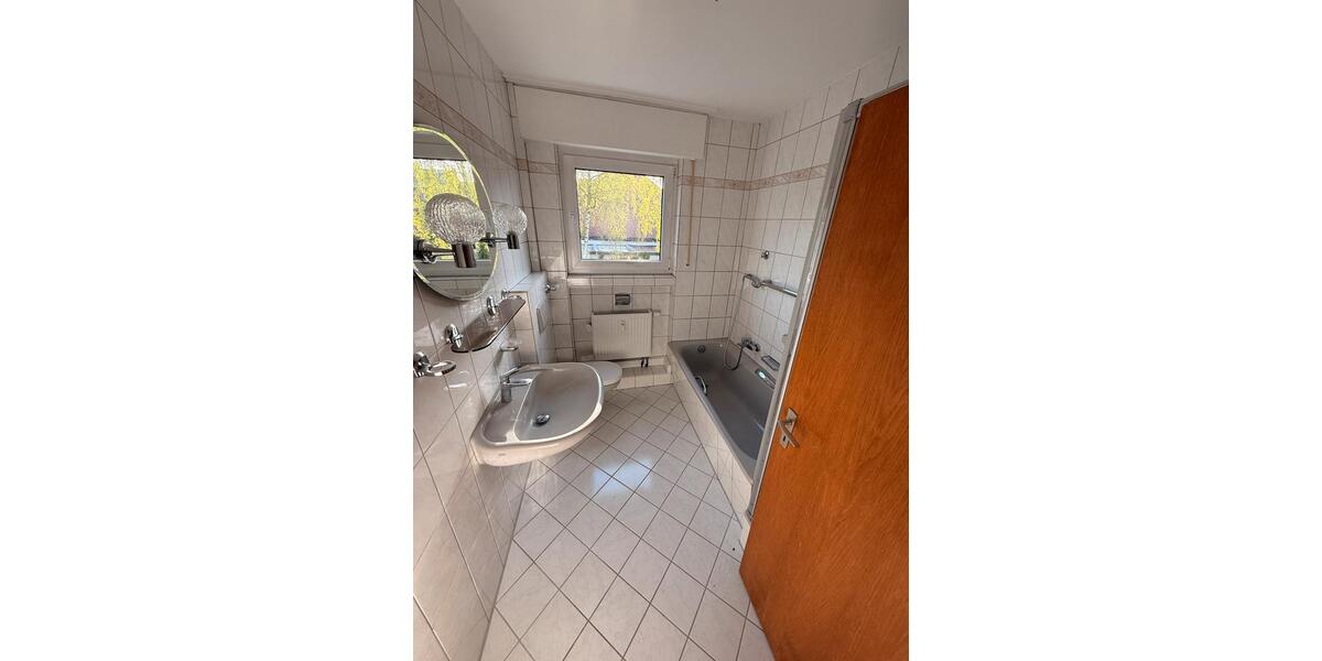 Etagenwohnung Dortmund Hörde - 3 Zimmer, 85 m&sup2;, 773&euro; | Angebot:26178008