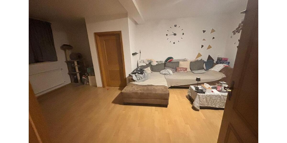 Einfamilienhaus Berkatal - 5 Zimmer, 135 m&sup2;, 750&euro; | Angebot:24345088