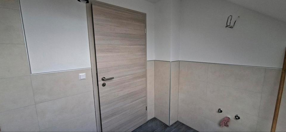 Dachgeschoßwohnung Poppenricht - 3.5 Zimmer, 85 m&sup2;, 760&euro; | Angebot:25856496