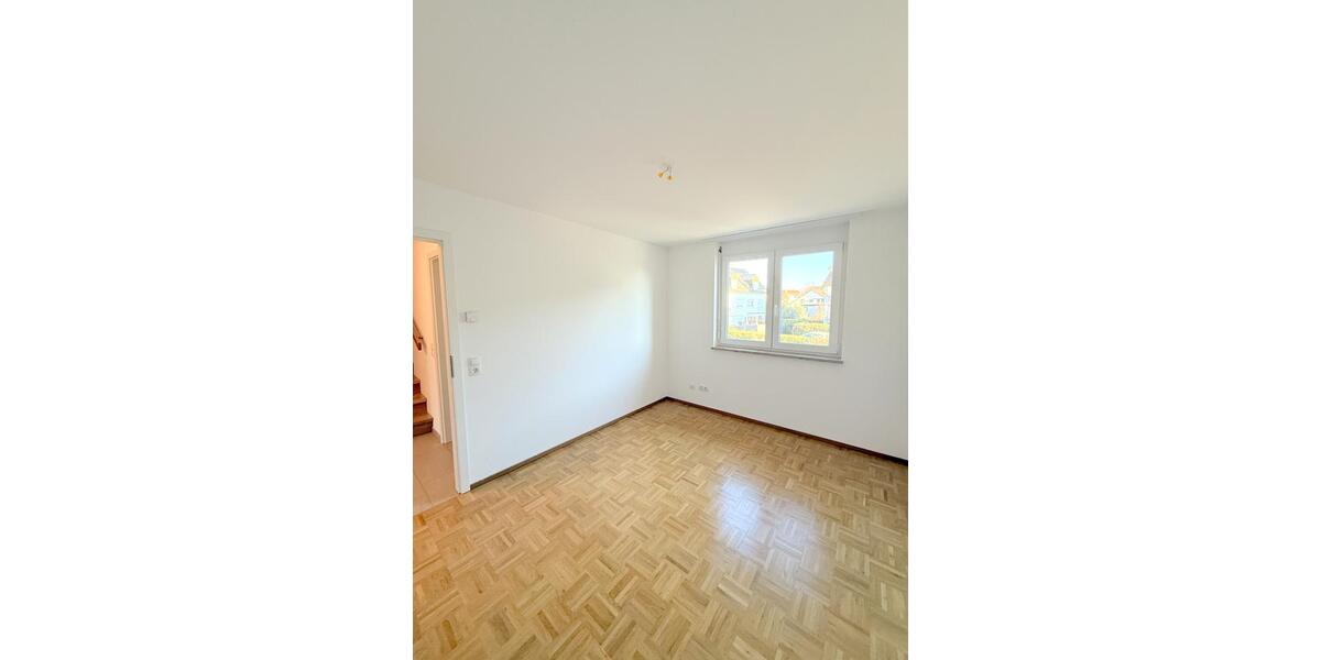 Reihenhaus Grenzach-Wyhlen Wyhlen - 5 Zimmer, 160 m&sup2;, 2.270&euro; | Angebot:23620295