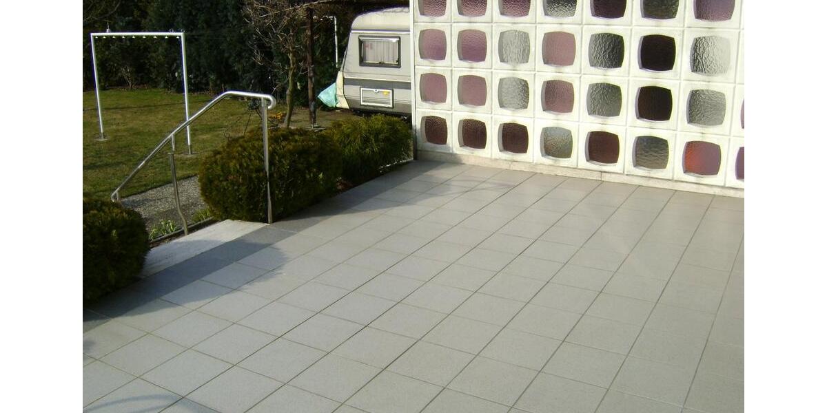 Möblierte 2 Zimmer-Terrassen-Wohnung, inkl. Stromkosten u. TV, in Dreieich-Sprendlingen 2 zimmer