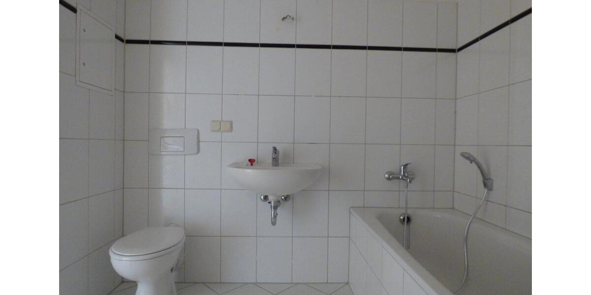 Dachgeschoßwohnung Bad Freienwalde (Oder) - 1 Zimmer, 67 m&sup2;, 503&euro; | Angebot:23449082