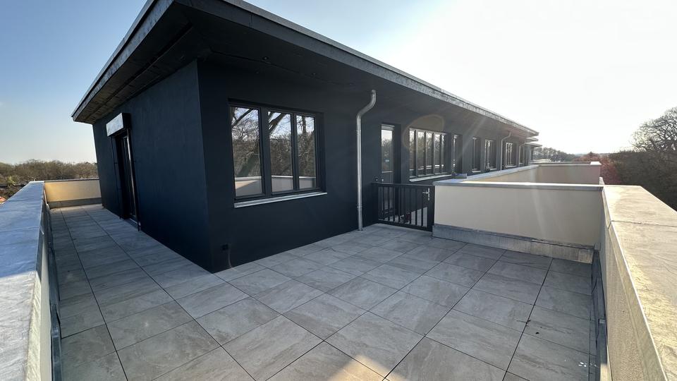 Penthouse im Schloss Siethen – Exklusives Wohnen mit Dachterrasse & Abendsonne 3 zimmer